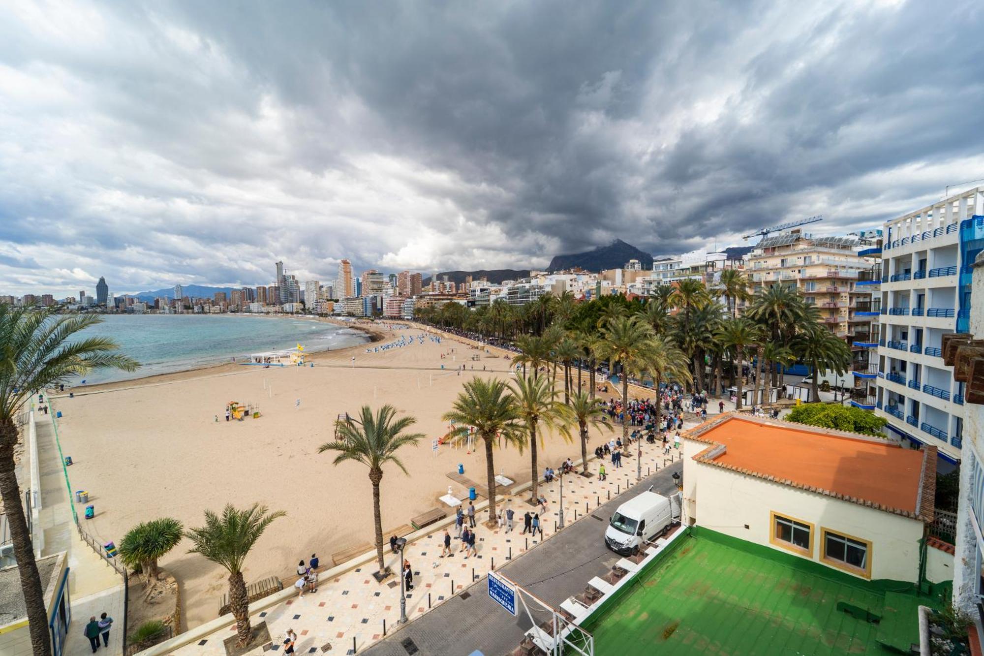 Brisas Del Poniente Apartment