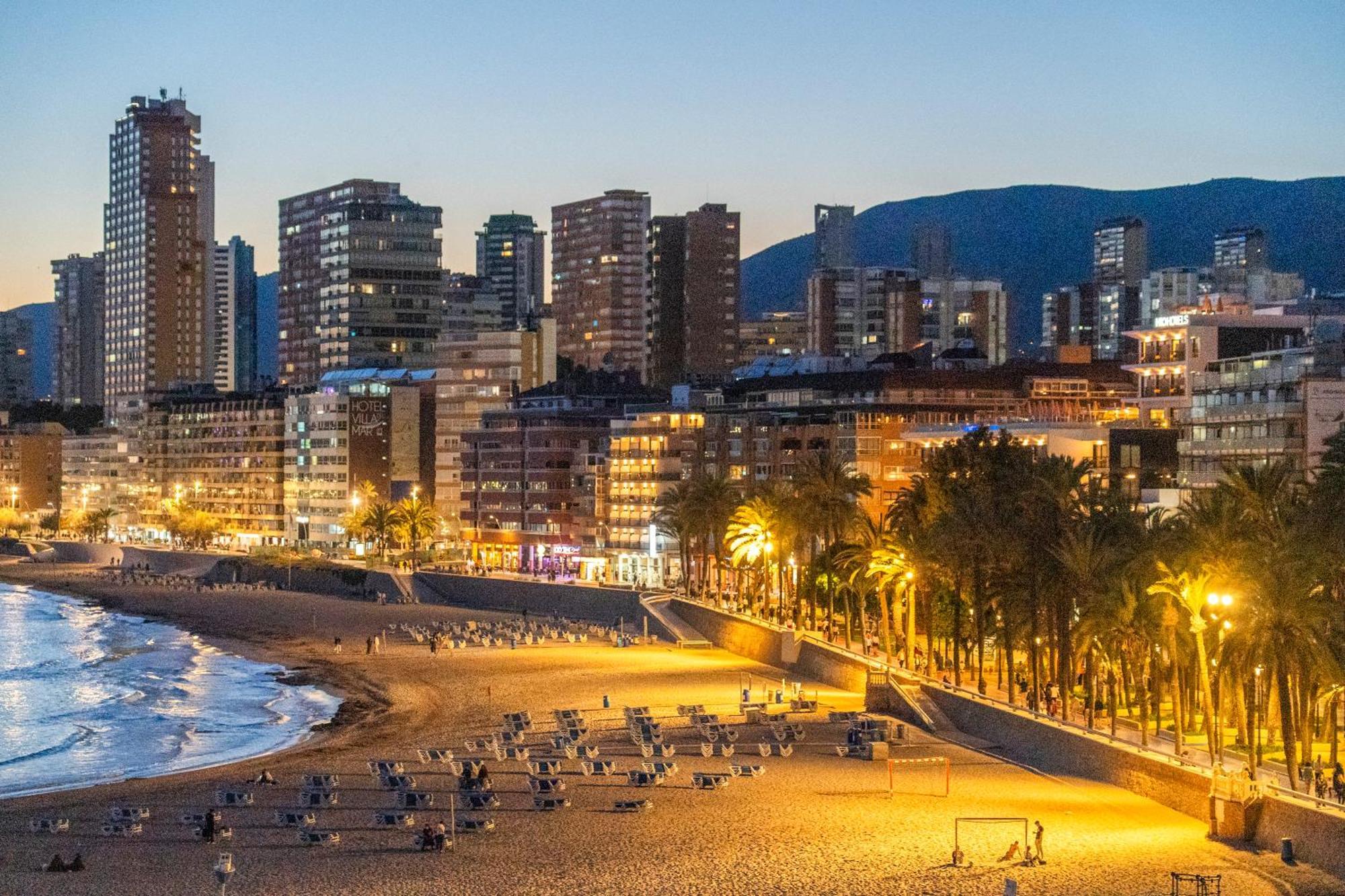 Brisas Del Poniente Apartment
